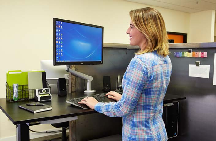 MultiTable Standing Desks For Healthiest Employers