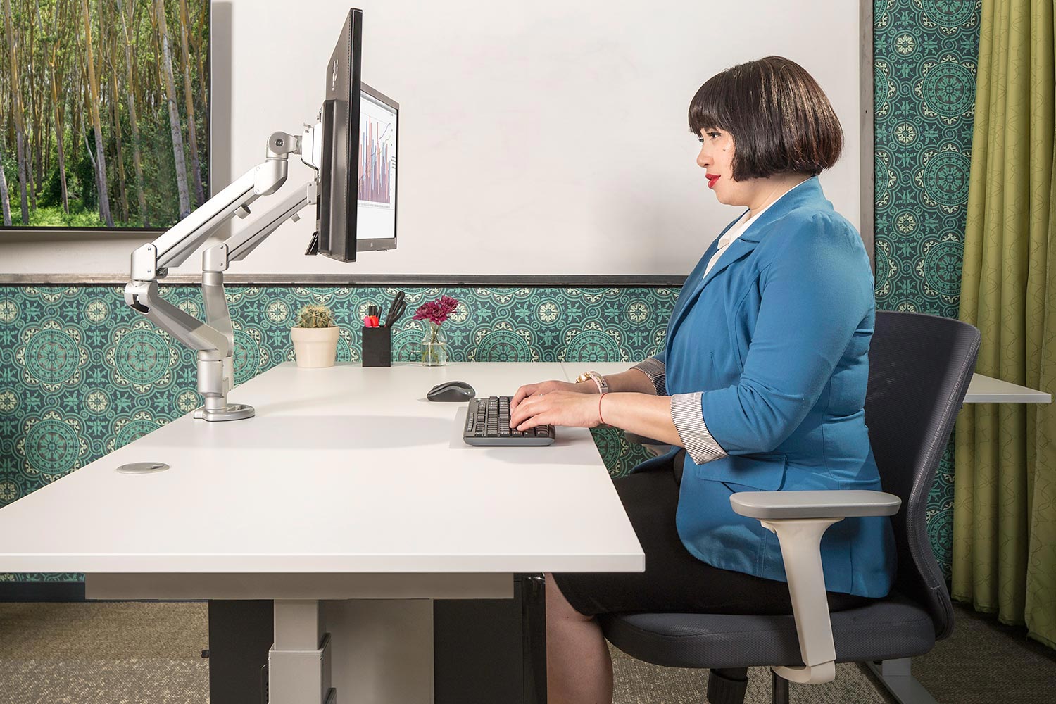 MultiTable Mod E Pro L Shaped Corner Ergonomic Sit To Standing Desk